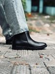 boot-black1